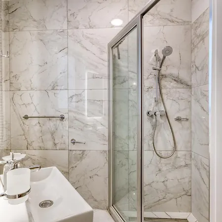 Apartment Anita's Modern Near Sliema, Valletta, St Julians *