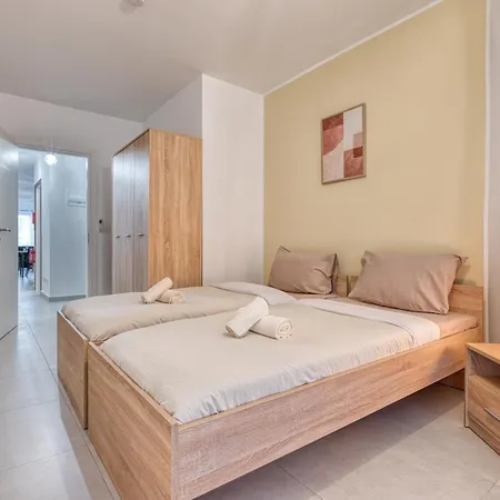 Anita's Modern Near Sliema, Valletta, St Julians Msida