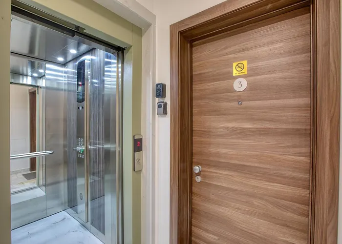 Apartamento Anita's Modern Near Sliema, Valletta, St Julians Msida