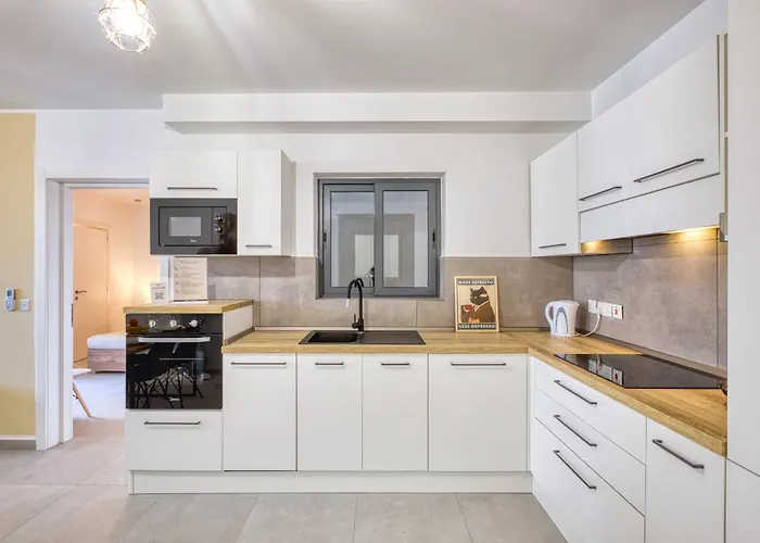 Apartamento Anita's Modern Near Sliema, Valletta, St Julians