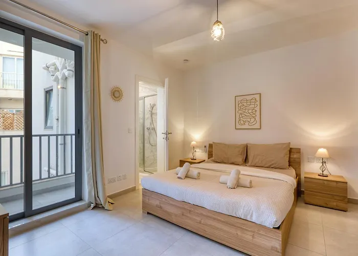 Apartamento Anita's Modern Near Sliema, Valletta, St Julians *